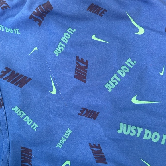 Nike youth swim trunks - Picture 4 of 4
